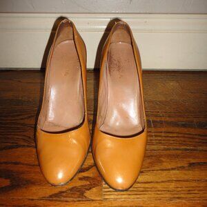 PRADA Women's Tan Leather Stiletto Heels Size 35.5 (US 5)
